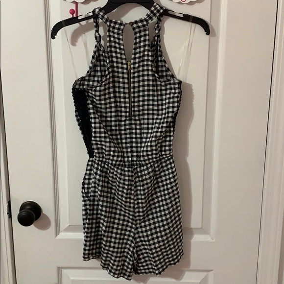 Romper - Picture 3 of 4